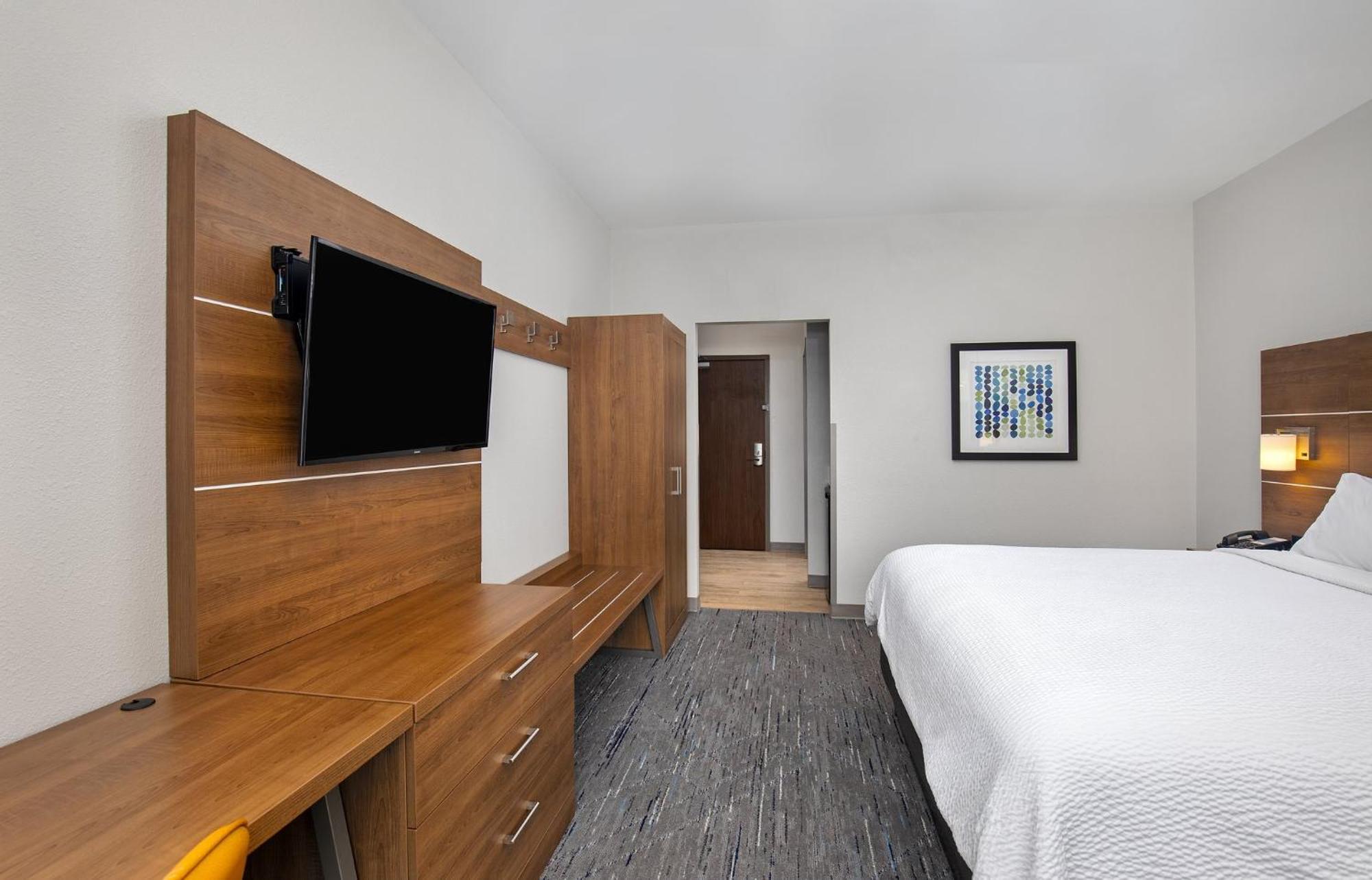 Holiday Inn Express & Suites - Carrollton West By Ihg Exterior foto